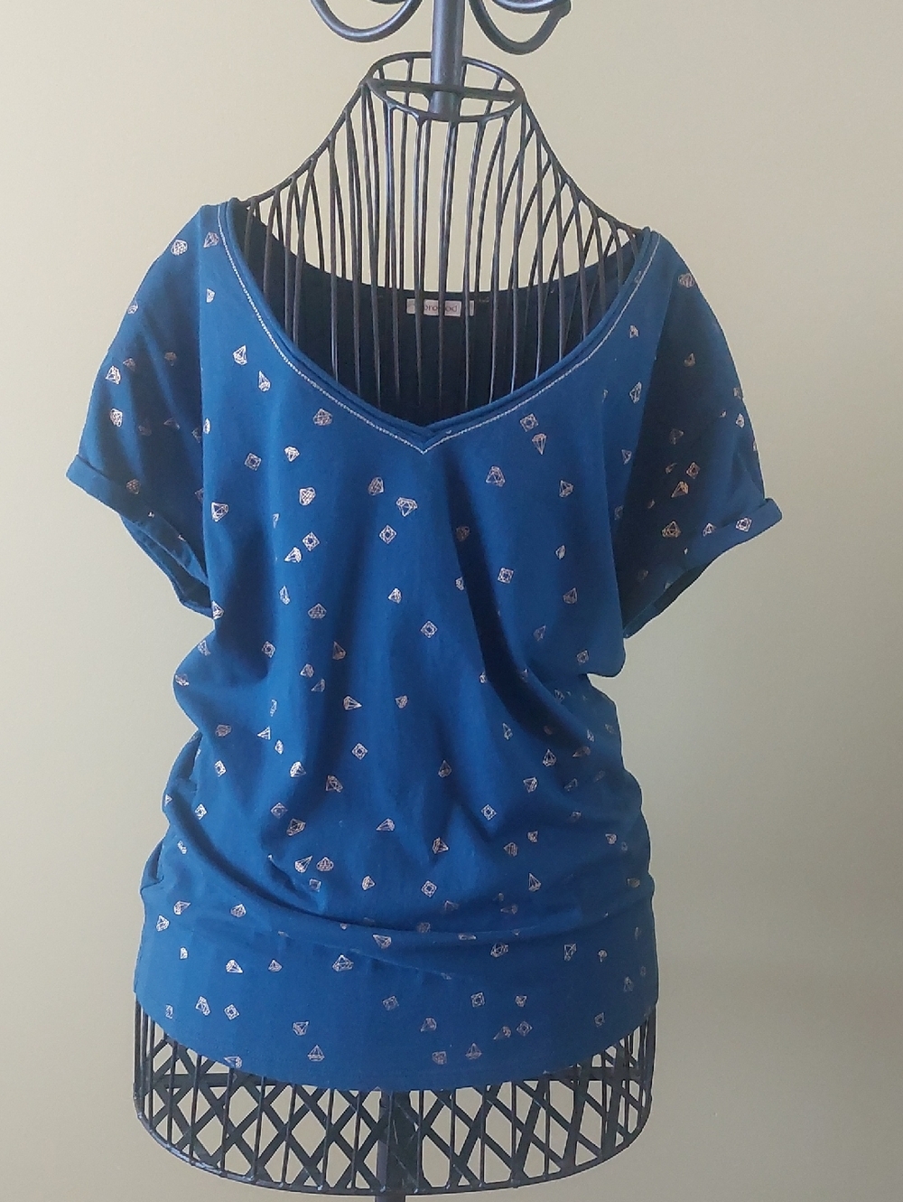 Promod, Blue V-Neck Short Sleeve Top with Micro Gold Print, Size M